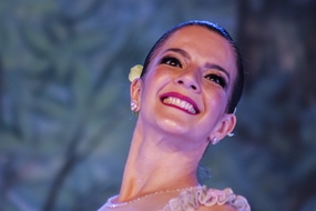 芭蕾舞美女演员图片